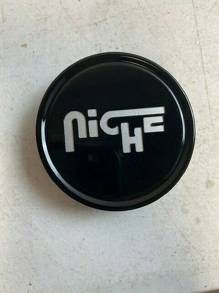 Niche 1PC - NICHE 2.95" FLAT CAP-GL-BLK SILVER LOGO